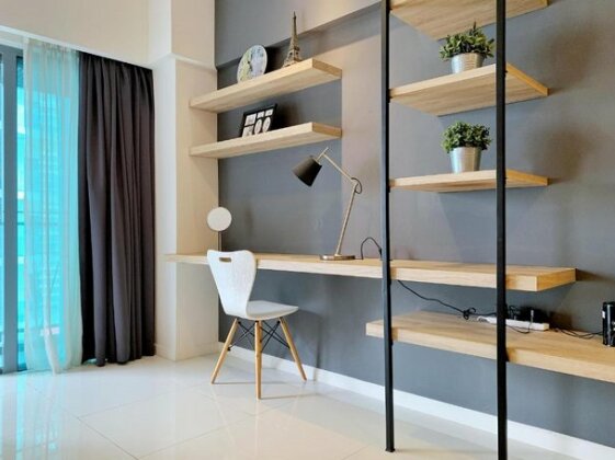 Minimalist Studio Mercu Summer Suites - Photo3