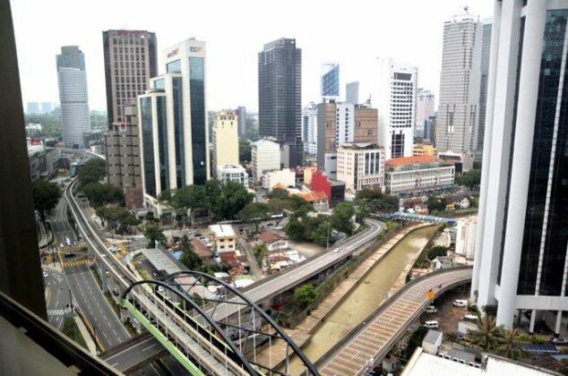 MZ Platinum Suite KLCC KL Tower Infinity Pool - Photo4