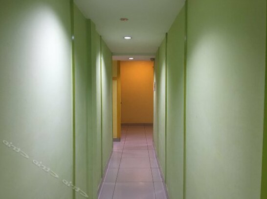 New Eastern Hotel - Photo3