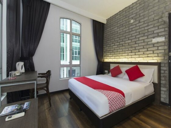 OYO 127 The Reeds Boutique Hotel - Photo2