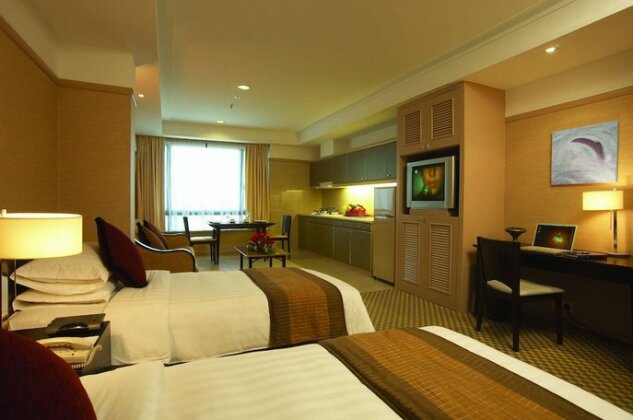 Pacific Regency Hotel Suites - Photo3