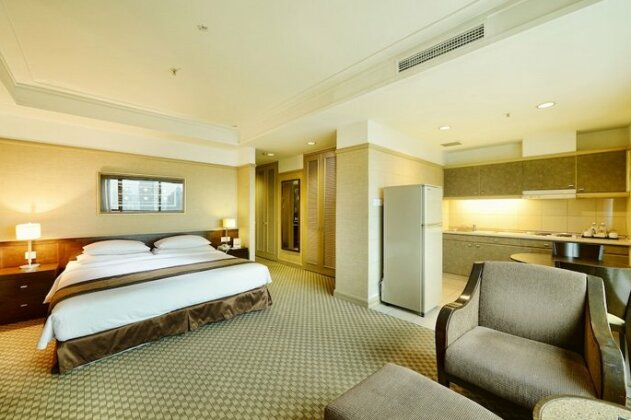 Pacific Regency Hotel Suites - Photo4
