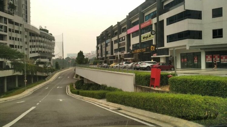 Resort Home With Golf And Klcc City View Near To Bukit Jalil Stadium & Axiata Arena - Photo3