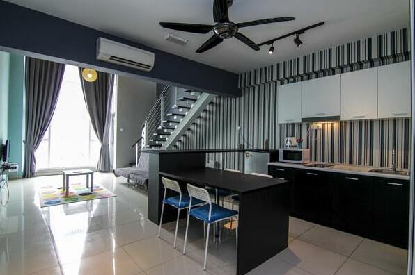 Spacious Living for Family Holiday STS3 - Photo2