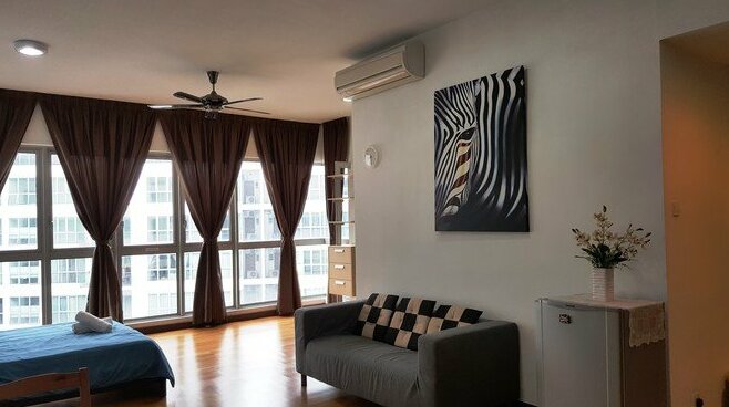 Studio 4 in Regalia @ KL with Fast Wifi - Photo4