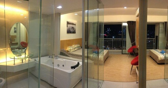 Stunning KL City View - Bathtub WiFi MRT - Photo2