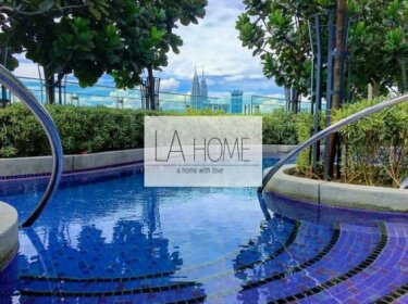 The Robertson KLCC Bukit Bintang by Lahome Suite