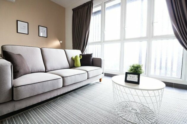 Victoria Home Sentrio Suites - Photo2