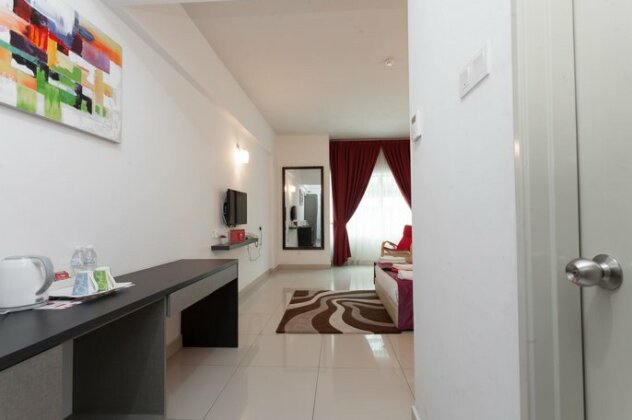 ZEN Rooms Bukit Jalil - Photo2