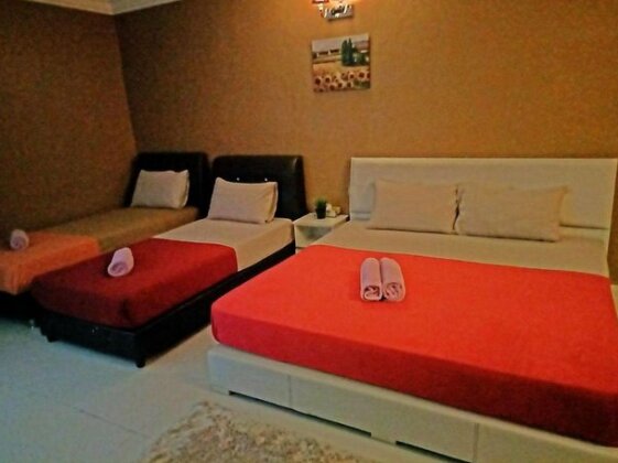 Hotel Natalia Villa Inapan - Photo5