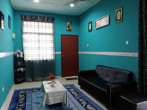 Ainnur Homestay Kuala Rompin - Photo2