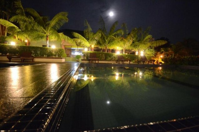 Endau Beach Resort - Photo5