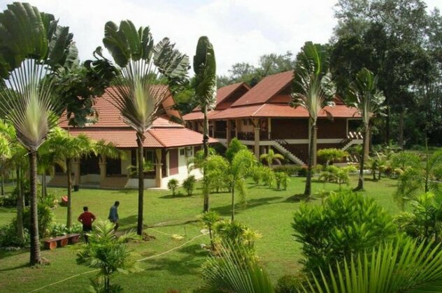 Rompin Beach Resorts - Photo2