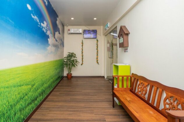 OYO 89410 Z & h Hotel - Photo3