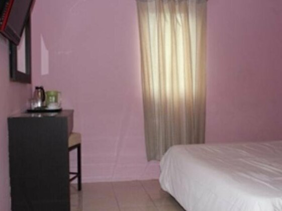 YH Hotel - Photo3