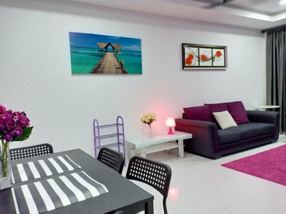 Ad Azim Homestay Pantai Batu Buruk - Photo4