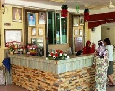 Intan Beach Resort - Photo5