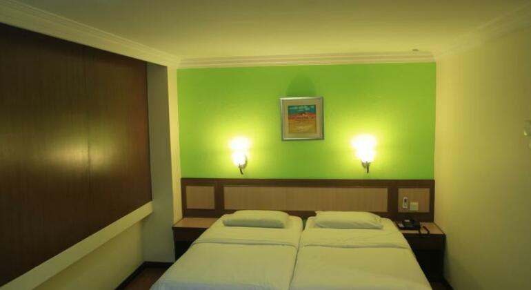 The Inn Hotel - Photo5
