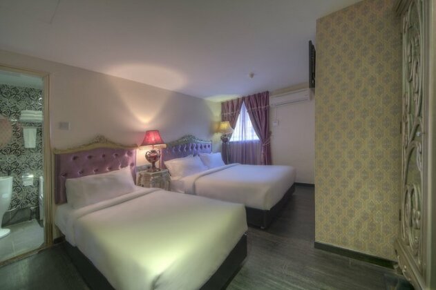 Arenaa Batik Boutique - Photo5