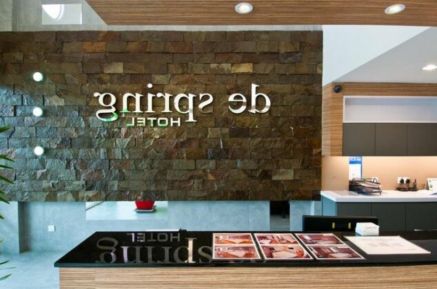 De Spring Hotel - Photo2