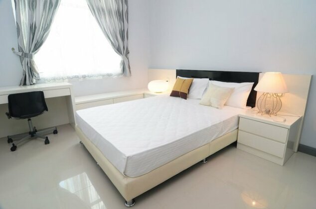 D'Embassy Serviced Residence Suites - Photo5
