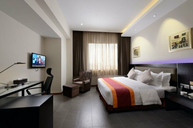 E-RED Hotel Sdn Bhd - Photo4