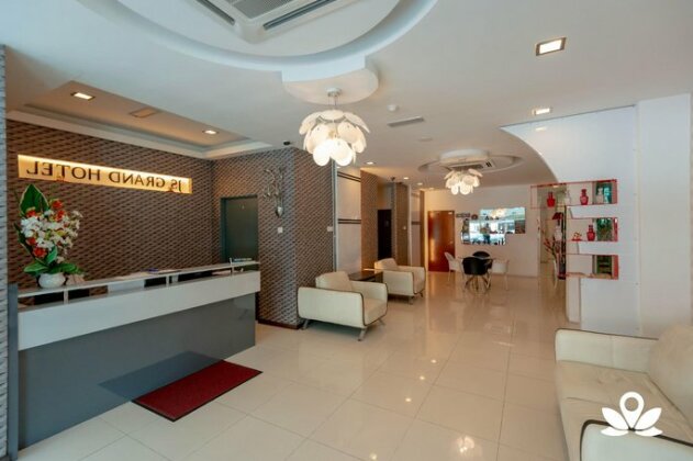 JS Grand Hotel - Photo3
