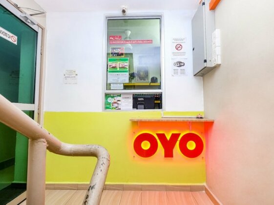 OYO 89442 24 Seven Hotel - Photo4