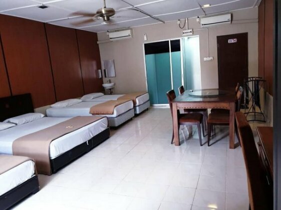 Teluk Cempedak Inn - Photo2