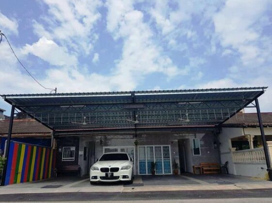 Teruntum 96 Guest house - Photo4