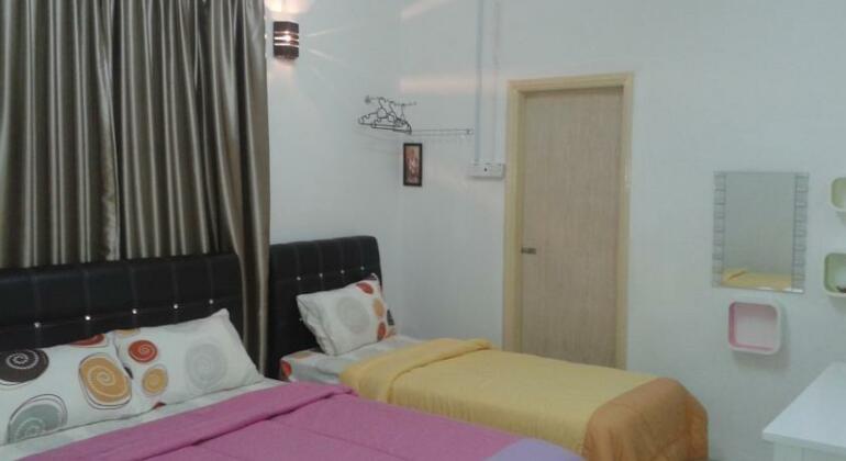 Zenith Guest House - Photo2