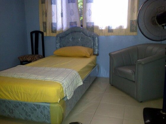 Airport Guest House - Photo3