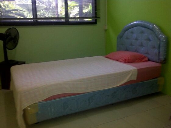 Airport Guest House - Photo4