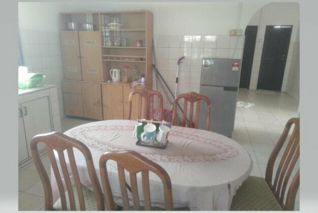 Amyja Guesthouse - Photo3