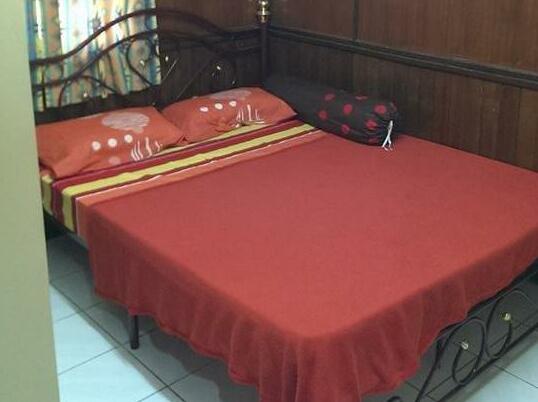 Cemerlang Guesthouse - Photo4