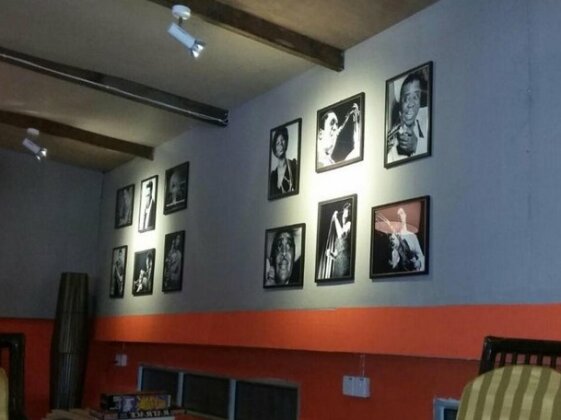 Gibbon Guesthouse - Photo3