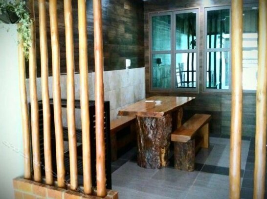 Gina Town House - Photo2