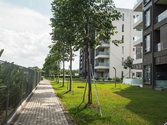 Greenwich South Condominium 1001 - Photo2