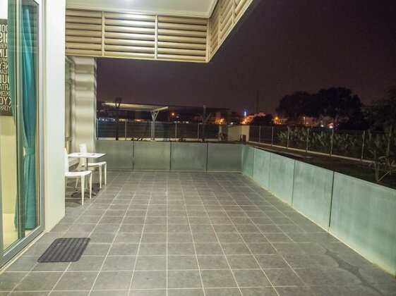 Greenwich South Condominium 1001 - Photo4