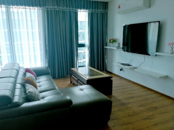 J3 Level 13 Charming Space in Paradise - Photo3