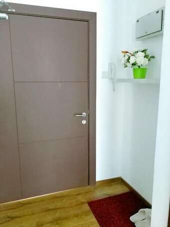 J3 Level 13 Charming Space in Paradise - Photo5