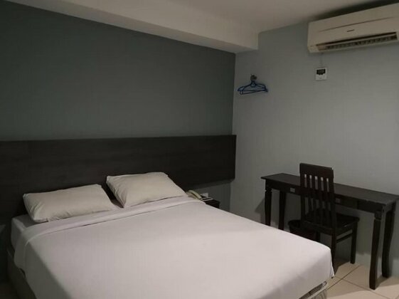 Jumbo Inn - Photo5