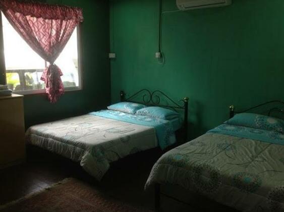 Kuching Cottage Stay - Photo3