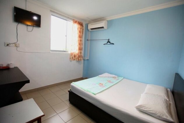 Mandarin Hotel Kuching - Photo3