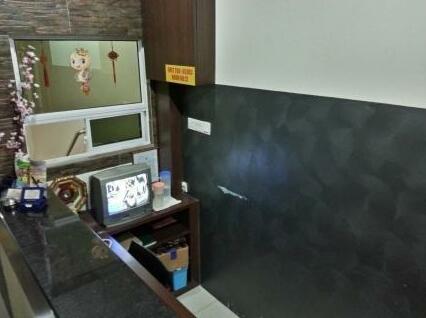 OYO 728 Tai Pan Hotel - Photo3