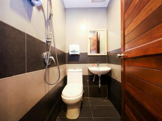 OYO 910 Hills Residence - Photo5