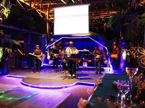 Sinar Serapi Eco Theme Park Resort - Photo4