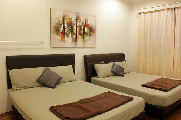 Spacious Vacation Home At Kuching - Photo2