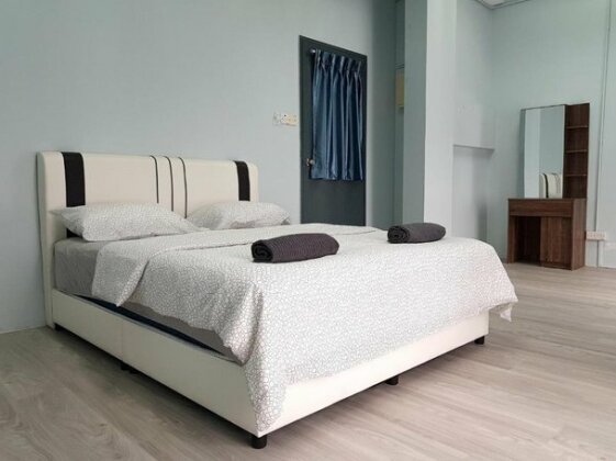 SS Borneo Housing SL4A - Photo4