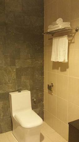 Tribeca Suites Kuching - Photo4